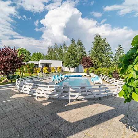 Feriehus Comfortable Homes Near The Sea, Pool *