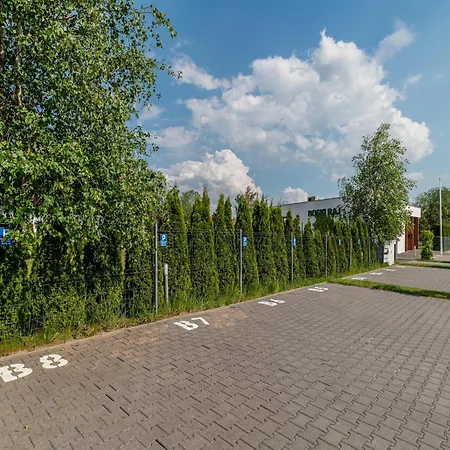 Comfortable Homes Near The Sea, Pool Sianozety