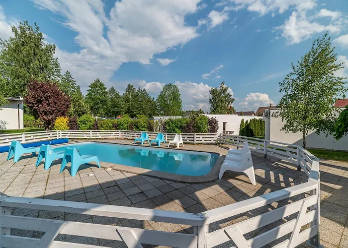 Comfortable Homes Near The Sea, Pool Σπίτι διακοπών Sianozety