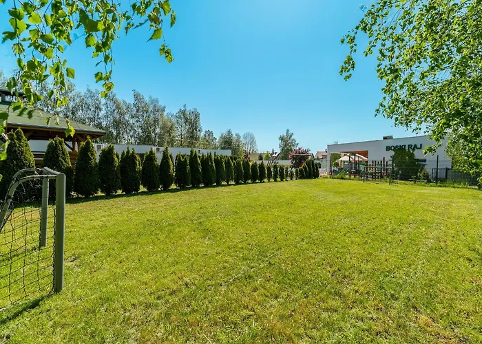 Comfortable Homes Near The Sea, Pool *