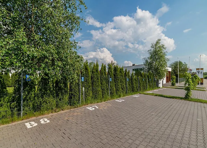 Comfortable Homes Near The Sea, Pool Sianozety